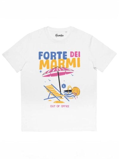 T-shirt donna More con la stampa di una sdraio, un ombrello e la scritta "Forte dei marmi" – SMD45
