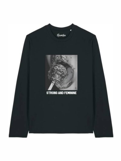 T-shirt Alba manica lunga con stampa in bianco e nero e la scritta “strong and feminine” in patch - TA020