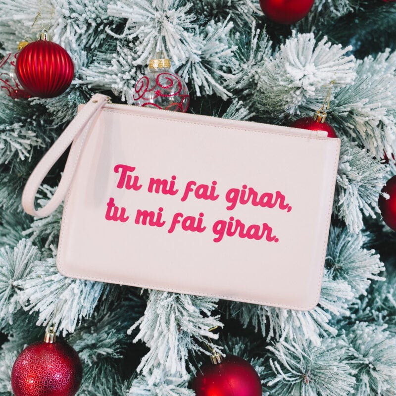 Hiconika | L'unico grossista B2B online, specializzato in T-shirt e felpe