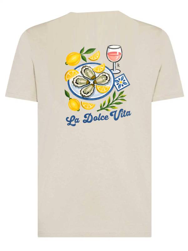 T-shirt uomo Moon con la scritta "la dolce vita" lato cuore e stampa sulle spalle – TM037 - immagine 4