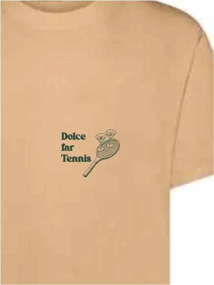 T-shirt uomo Ryder con stampa racchette e calici sulle spalle e la scritta "dolce far tennis" lato cuore - TM068 - immagine 6